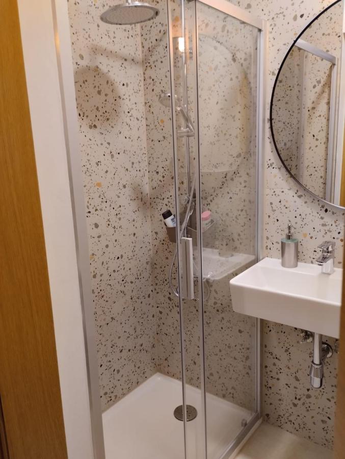 Apartman Zagreb , With Balcony And Free Parking Eksteriør billede