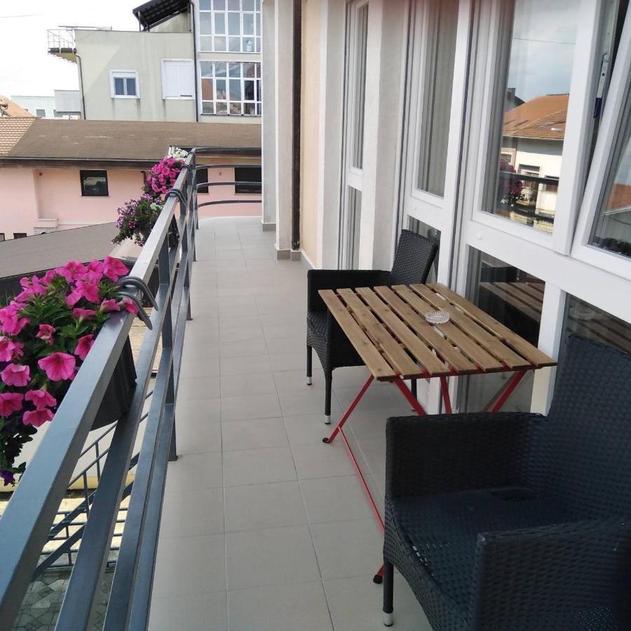 Apartman Zagreb , With Balcony And Free Parking Eksteriør billede