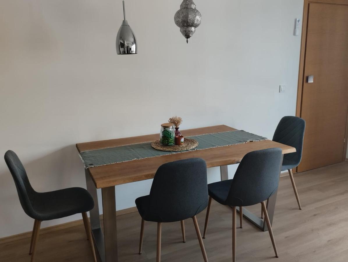 Apartman Zagreb , With Balcony And Free Parking Eksteriør billede