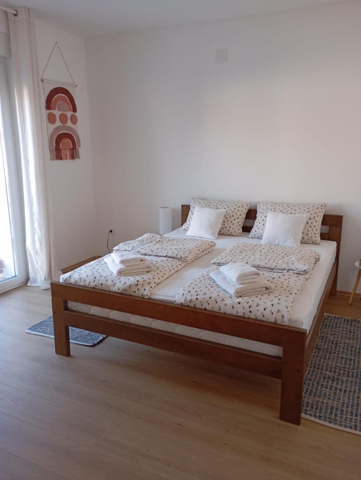 Apartman Zagreb , With Balcony And Free Parking Eksteriør billede