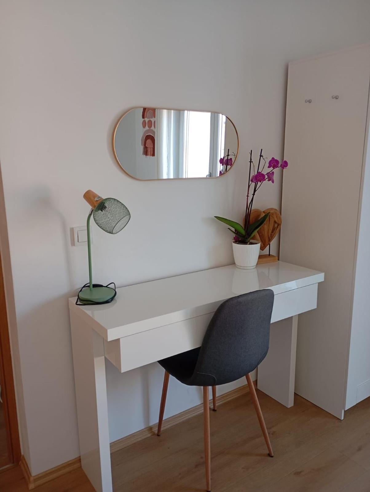 Apartman Zagreb , With Balcony And Free Parking Eksteriør billede