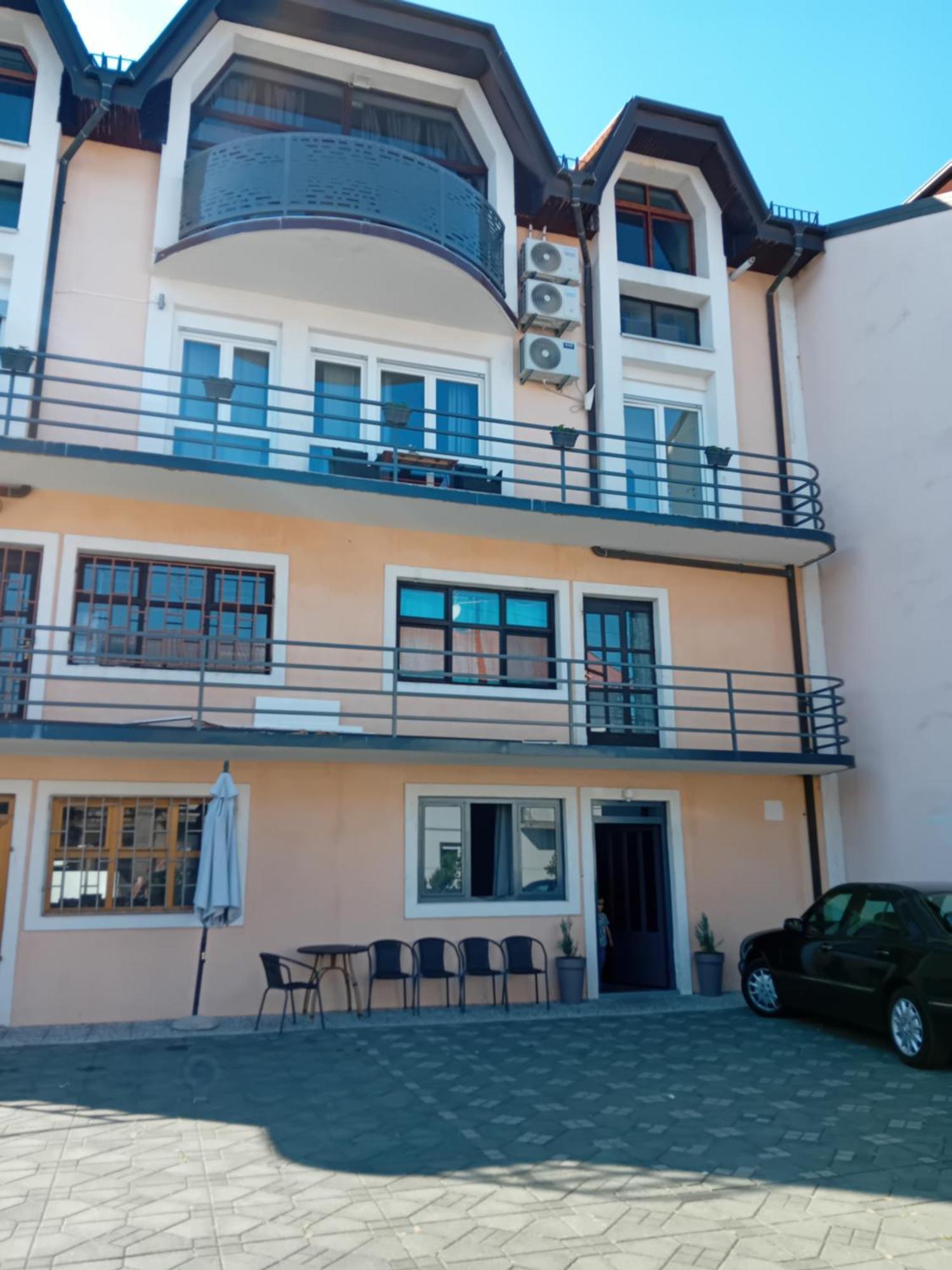 Apartman Zagreb , With Balcony And Free Parking Eksteriør billede